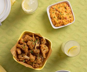Cauli W'ngz with Creamy Pimento Dip