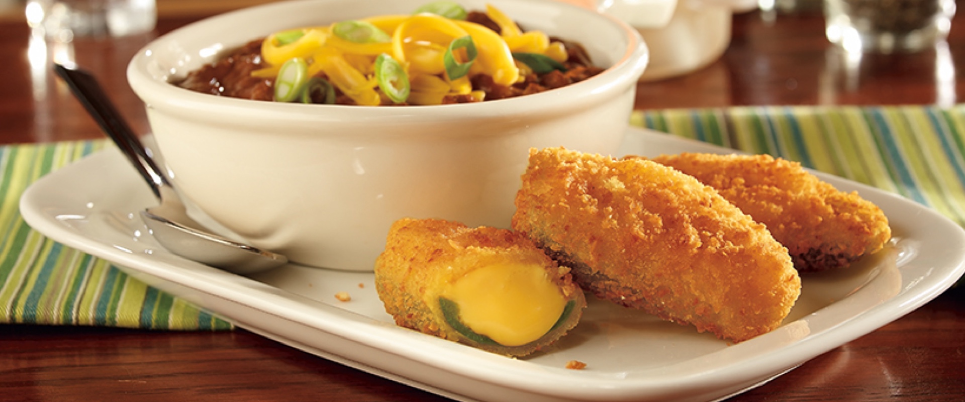 Chili and Cheddar Cheese Poppers