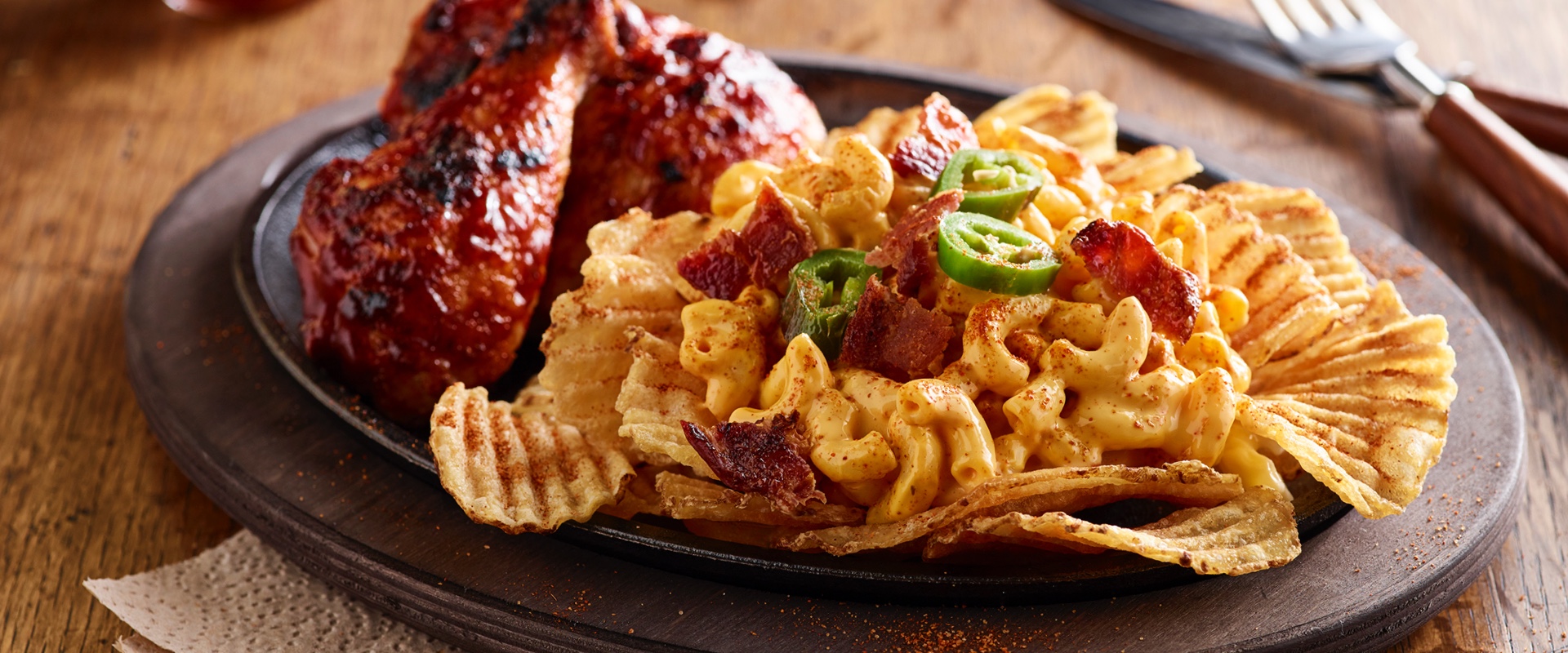 Bacon Mac and Cheese Chips with BBQ Chicken